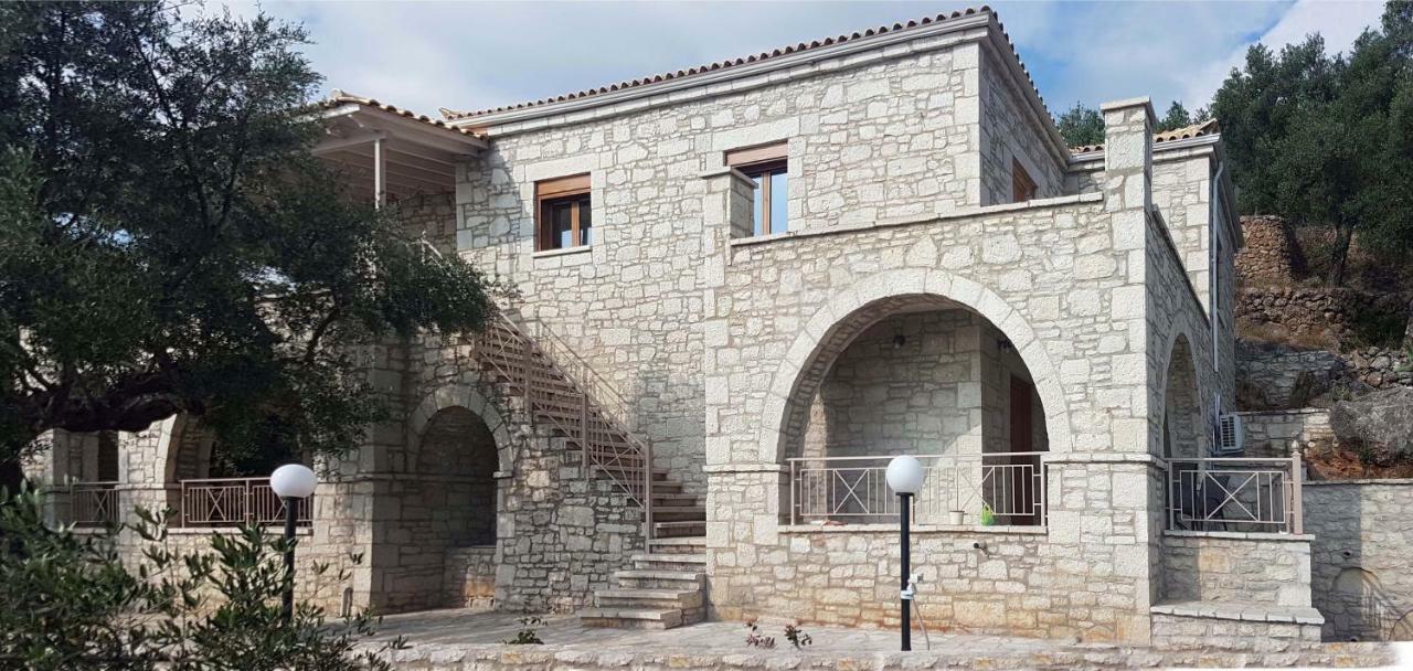 Olive Stonehouses Каламата Екстериор снимка